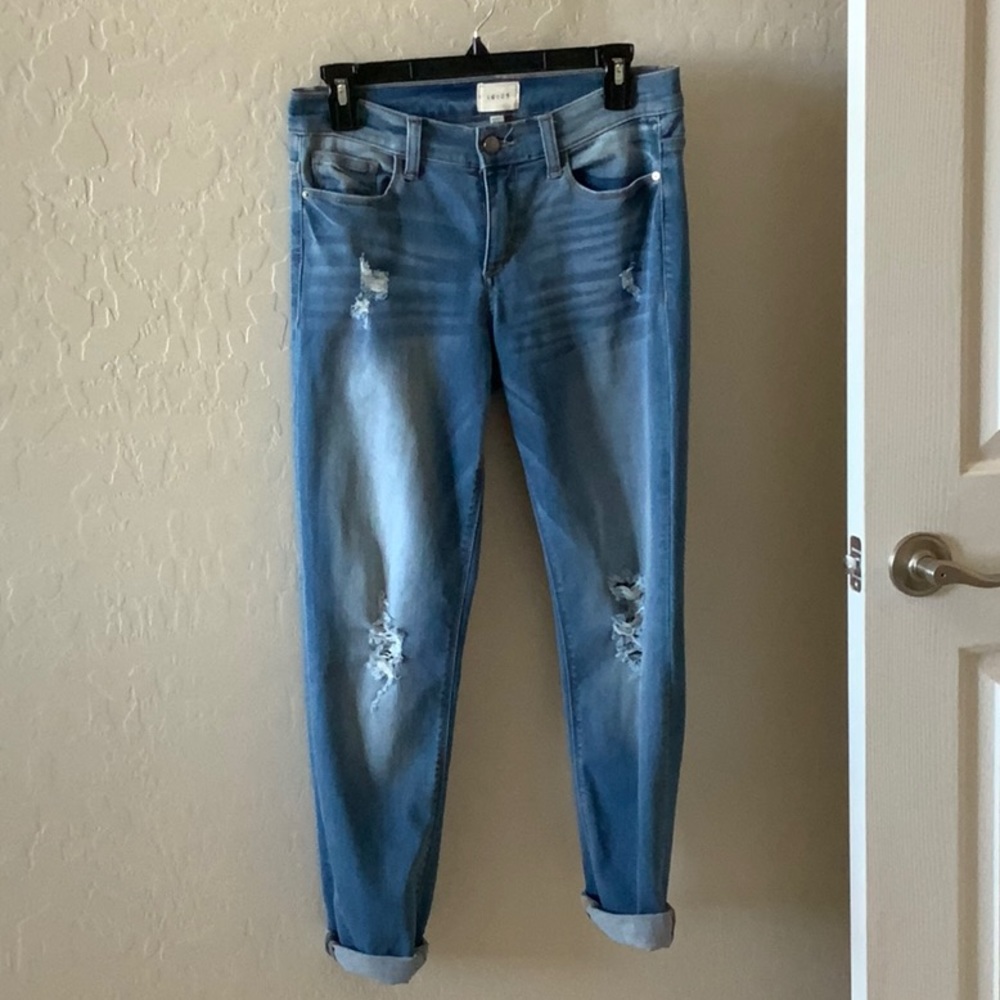 Size 26 distressed boy jean
